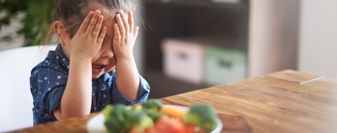 Como conseguir que os seus filhos comam mais vegetais e fruta