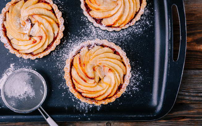 Tarte de maçã com framboesas: grande sabor em tamanho mini!