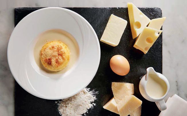 Soufflé de queijo, um prato leve e delicioso