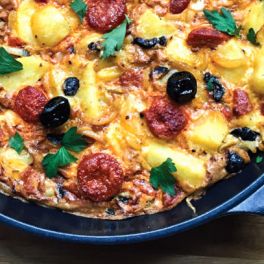 Saiba como fazer frittata de batata com chouriço