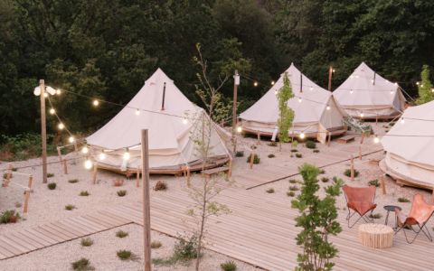 14 glampings para dormir no meio da Natureza sem prescindir do luxo