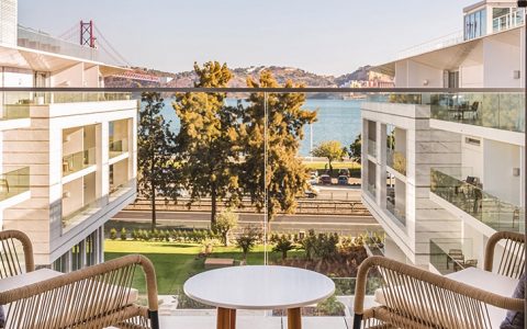 Hyatt Regency Lisboa: um hotel que convida a relaxar junto ao Tejo