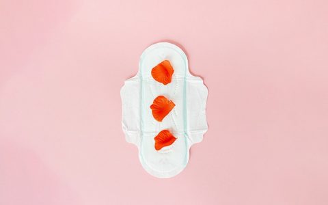 A idade e a menstruação. Porque aparece cada vez mais cedo?