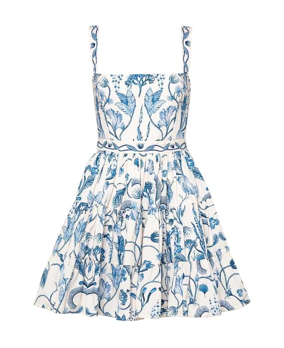 vestido curto azul e branco com padrão floral