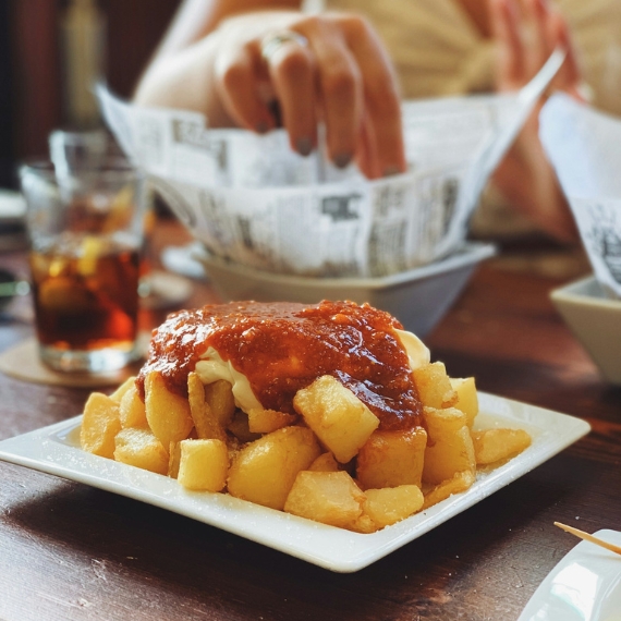 patatas bravas barcelona