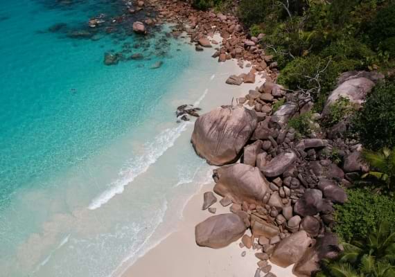 as praias mais saudáveis Praia Anse Lazio, Seicheles