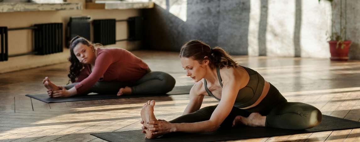 Quer melhorar a sua prática de yoga? Experimente este curso de certificação